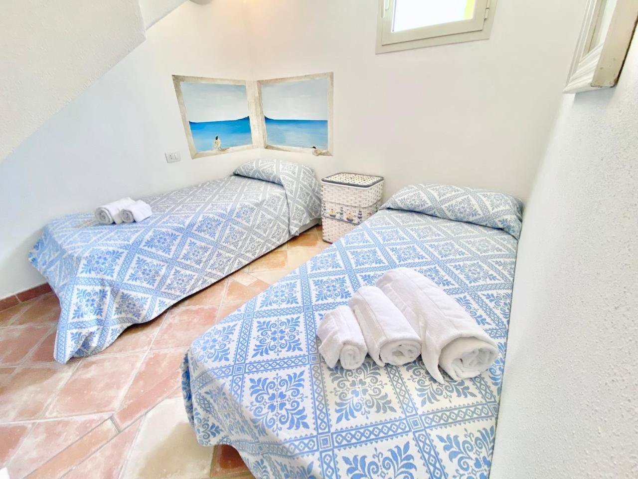Casagliana Apartments Golfo Aranci Exterior photo